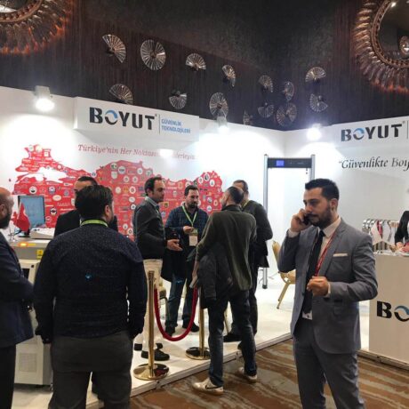 isaf exclusive 2019 07